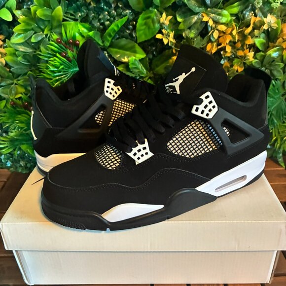 JORDAN 4 WHITE THUNDERS